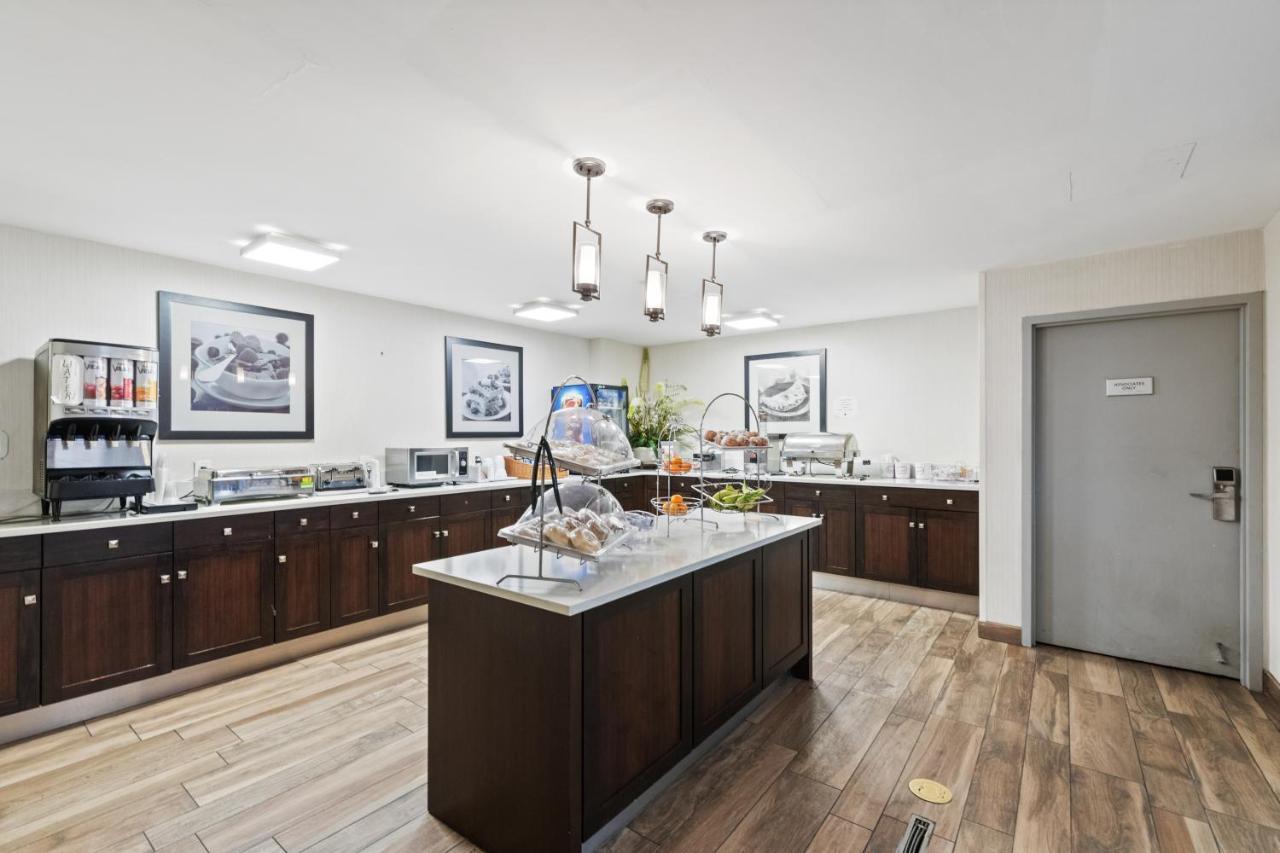 Allentown Park Hotel, Ascend Hotel Collection Fogelsville Екстериор снимка