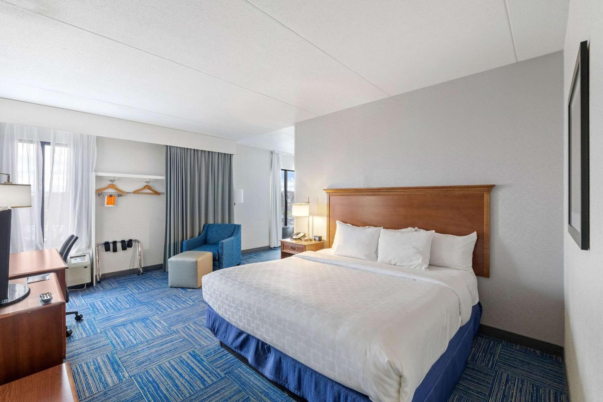Allentown Park Hotel, Ascend Hotel Collection Fogelsville Екстериор снимка