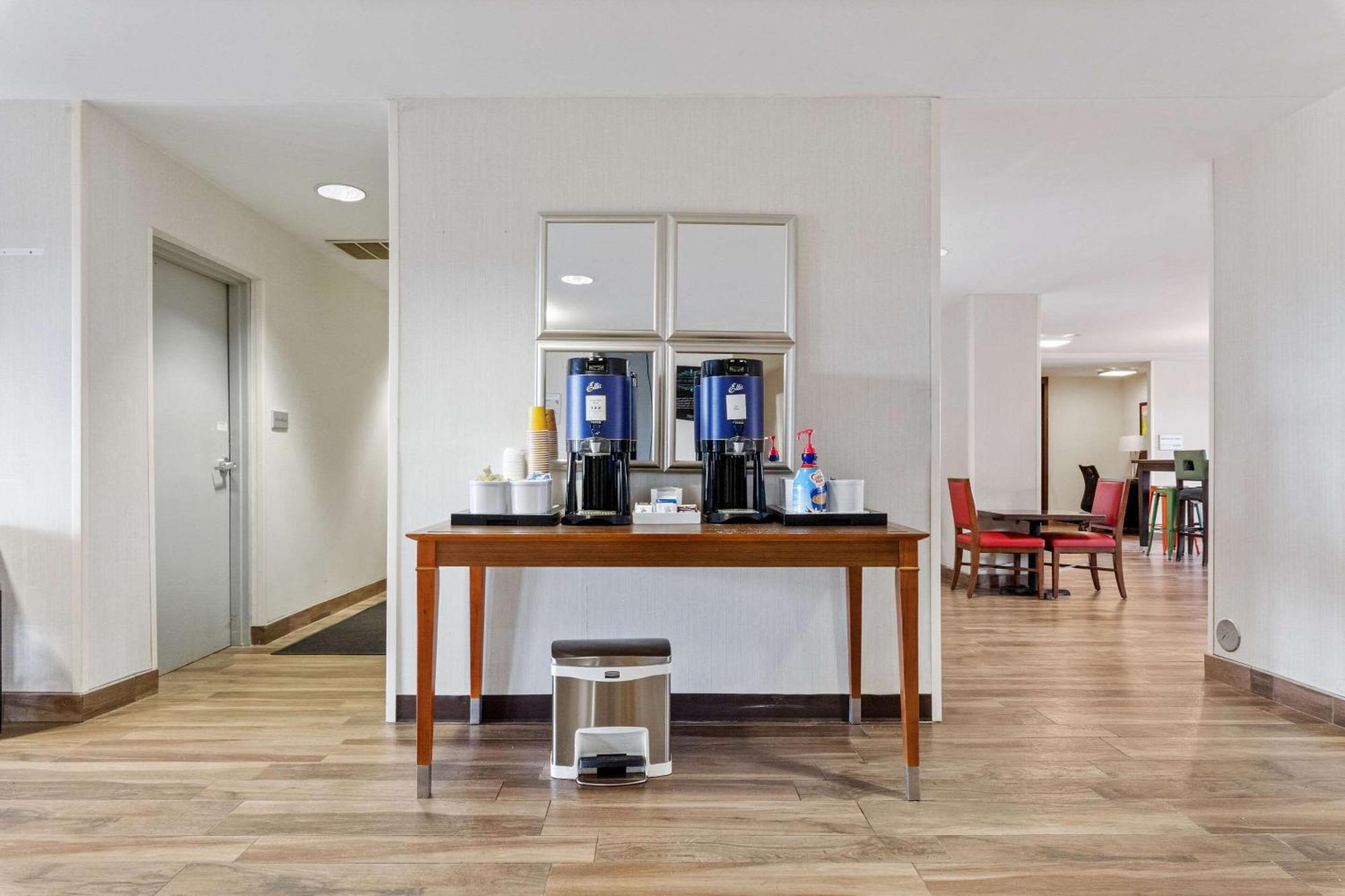 Allentown Park Hotel, Ascend Hotel Collection Fogelsville Екстериор снимка